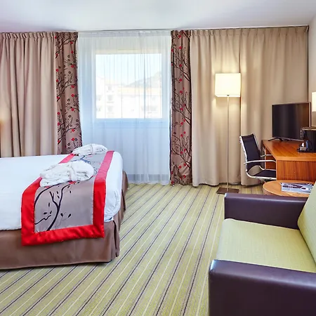 Centre By Ihg Toulon
