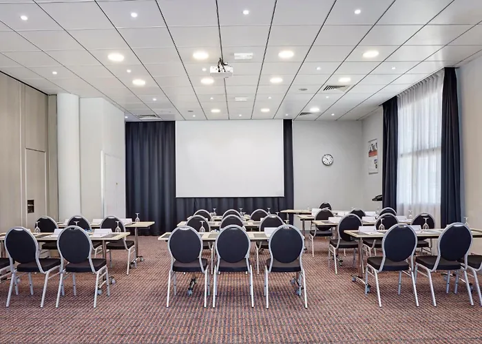 Centre By Ihg 4*