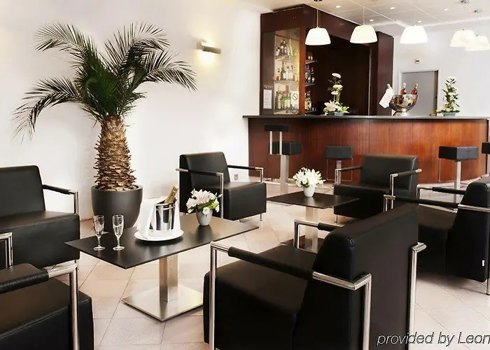 Centre By Ihg 4*